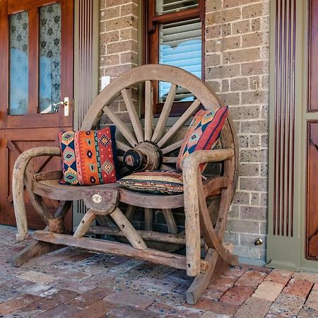 Old Bank Boutique Hotel Mittagong Dış mekan fotoğraf